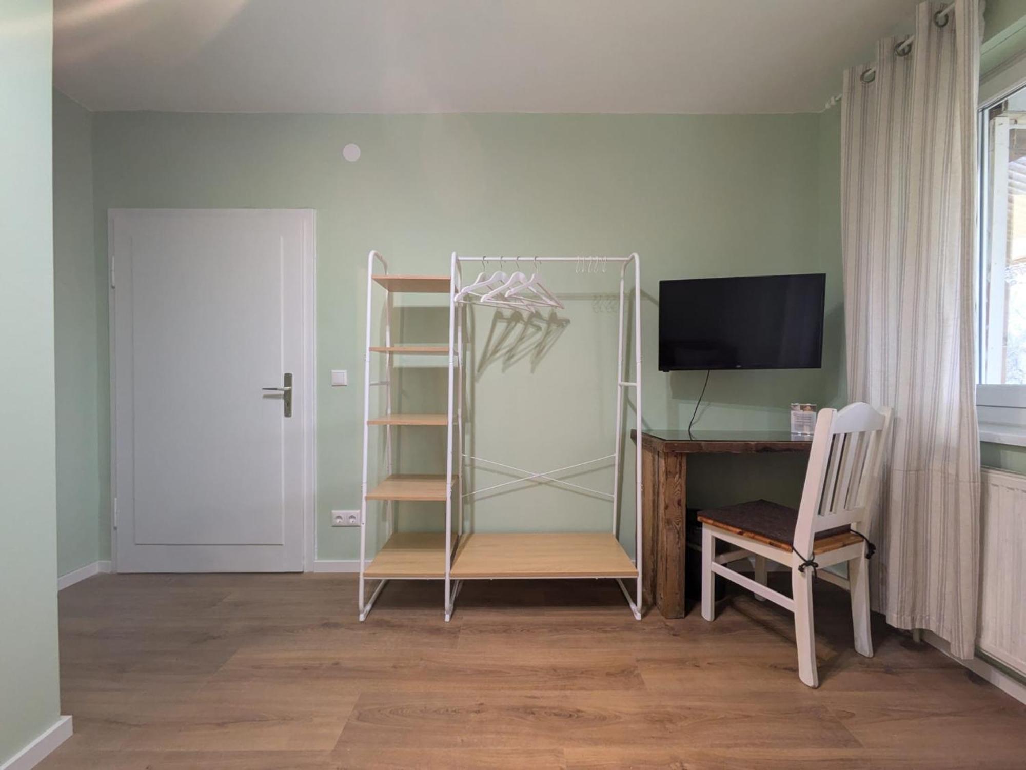 Haus Am Bach - Gemuetliche Pension Аллерсхаузен Экстерьер фото